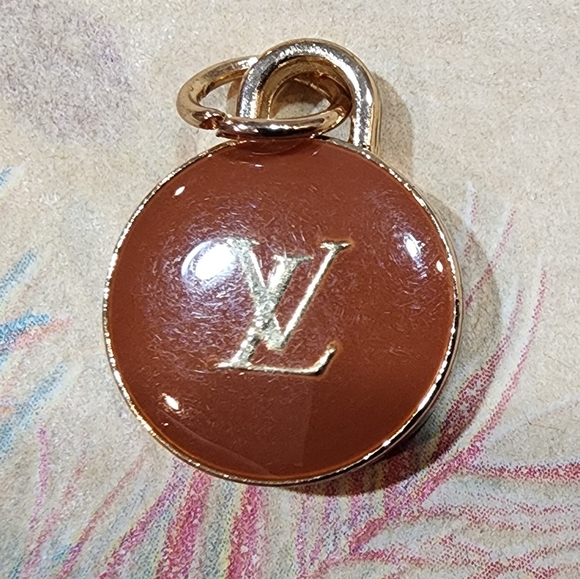 Louis-Vuitton * Authentic Double Sided LV Charm/Replacement Zipper Pull - Picture 4 of 7